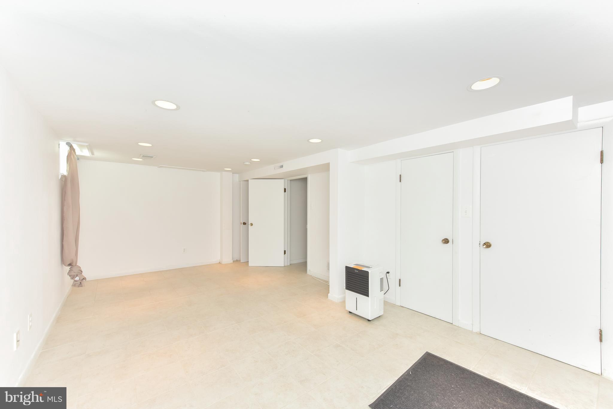 PENROSE - Residential Lease