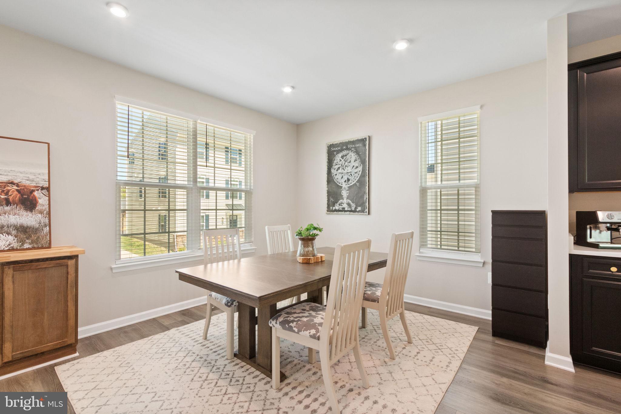 VALLEY RUN - Residential