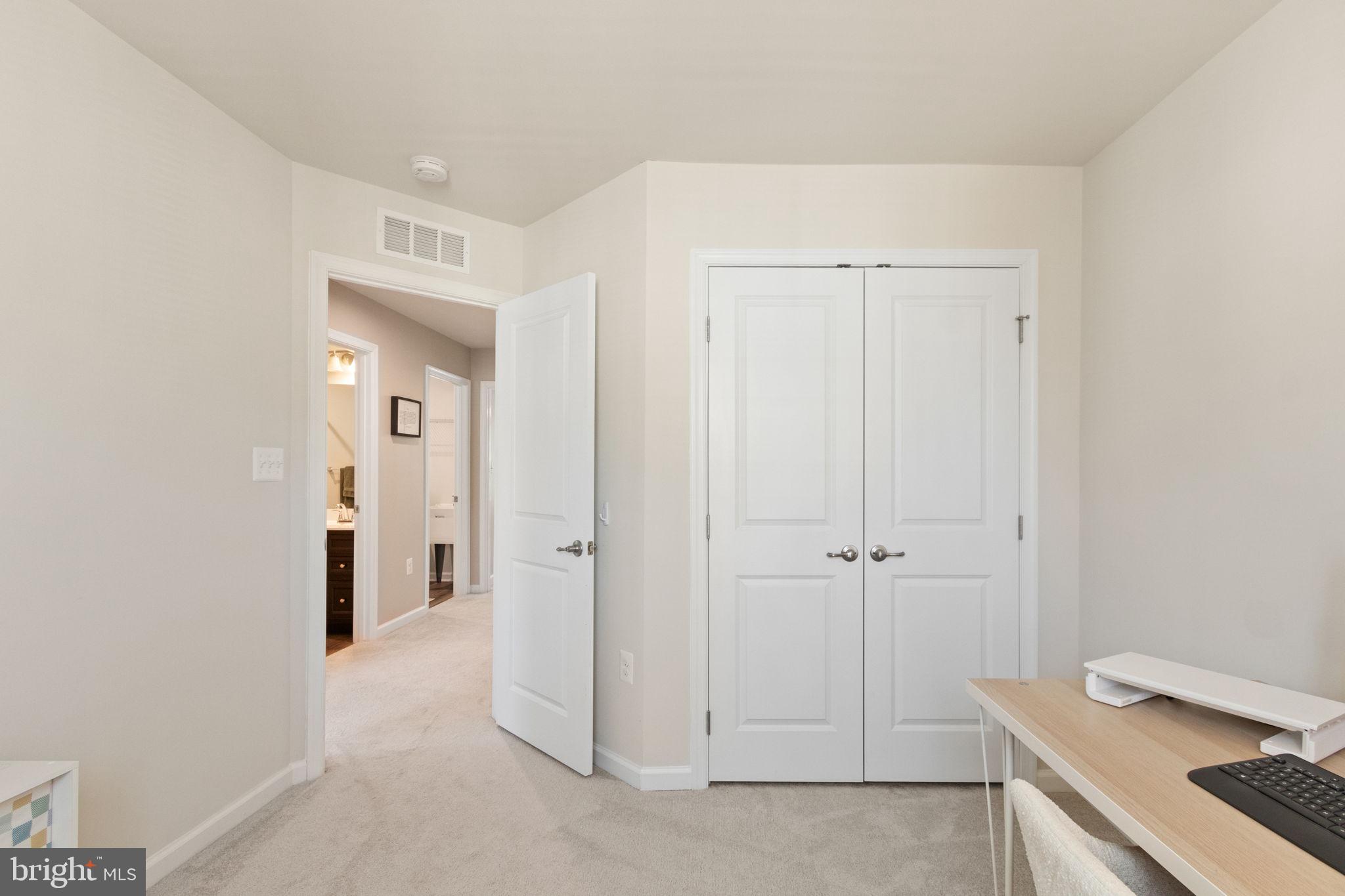 VALLEY RUN - Residential