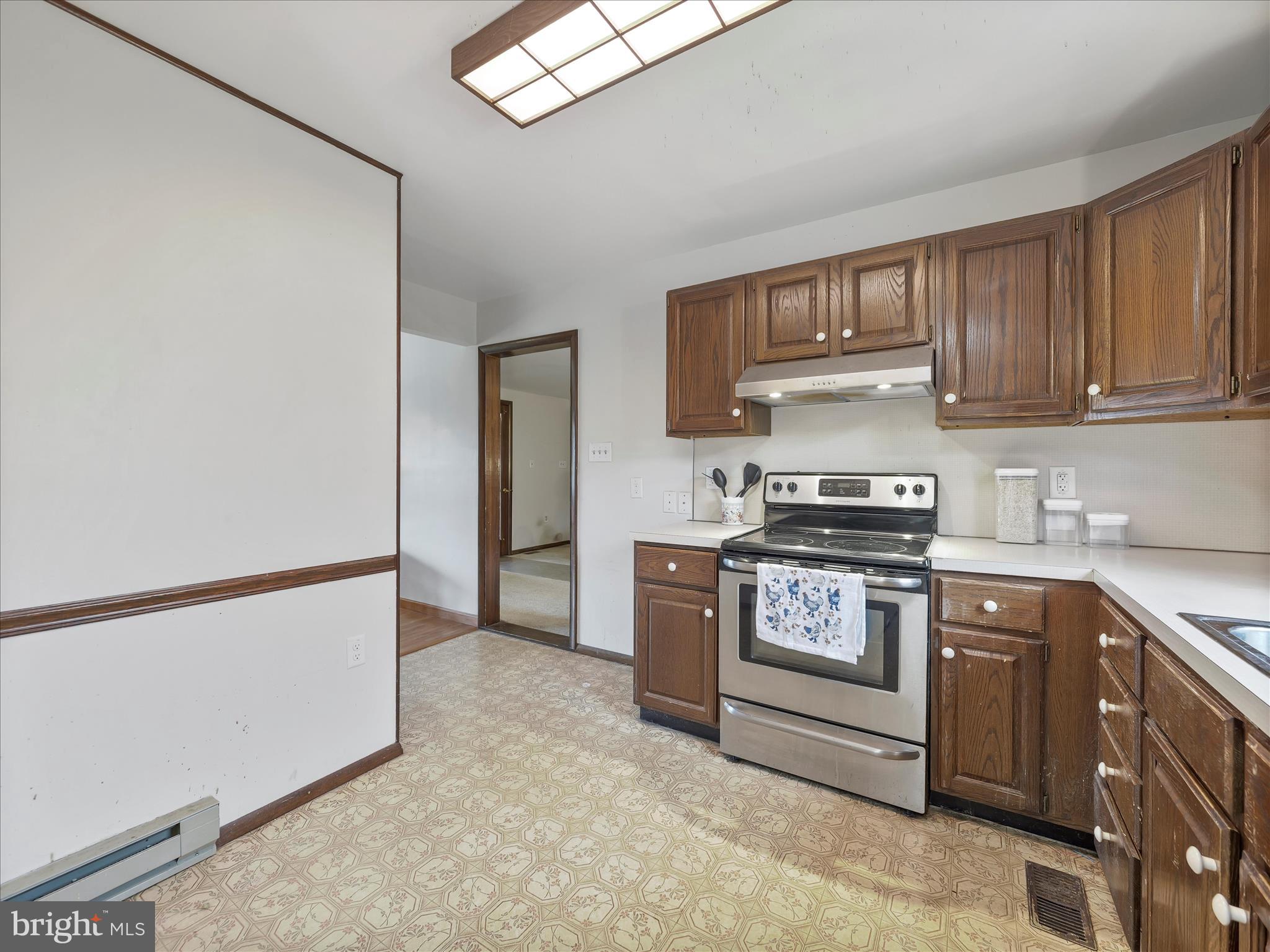 MOUNTVILLE MANOR - Residential