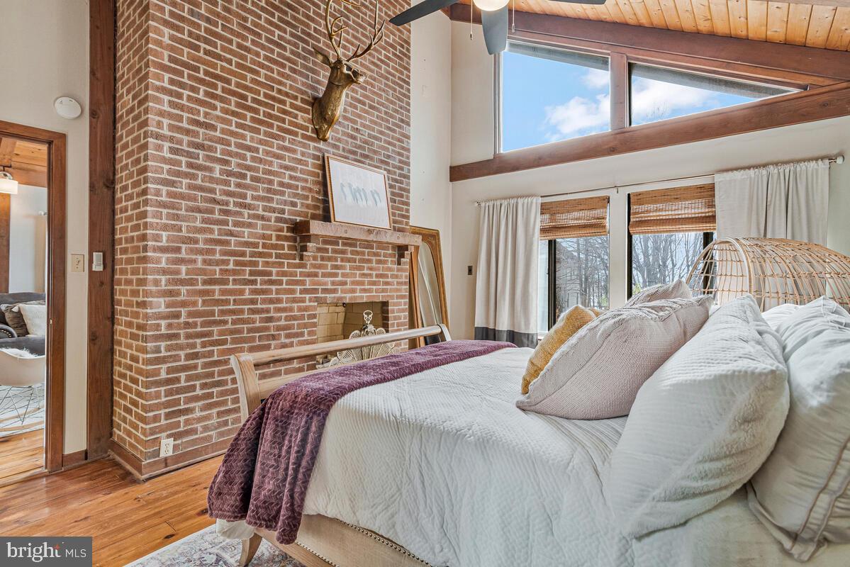 SWAN POINT SUB - Residential