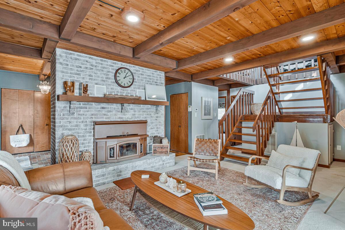 SWAN POINT SUB - Residential