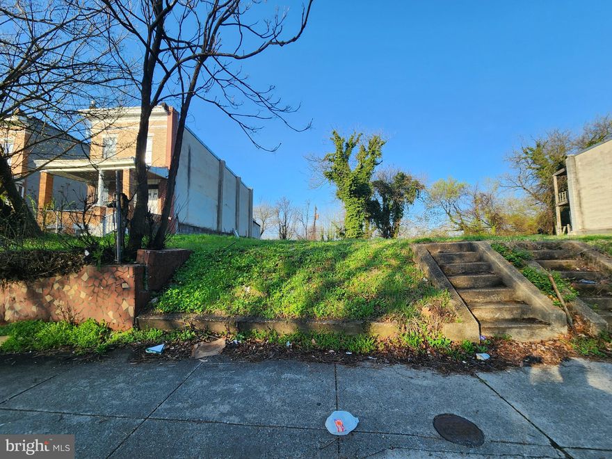 ONLINE AUCTION: This auction takes place on the Ashland Auction Group Website Bidding Platform. Bidding begins 4/29/2026 @ 10:00 AM. Bidding ends 5/1/2026 @ 11:50 AM. List Price is Suggested Opening Bid. Deposit: $5,000.

+/ - 2,720 ft² lot of land located in the Park Circle area.
JUST MINUTES to Druid Hill Park and Cold Spring Park.
Easy access to major traffic artery Reisterstown Rd.
Parcel is vacant.