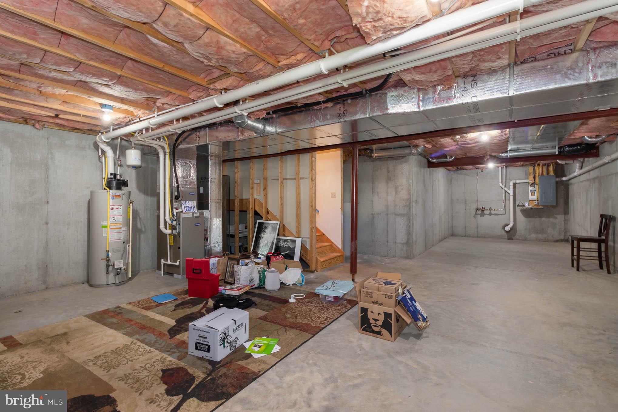 GALA SQUARE-WINDING HILLS - Residential Lease