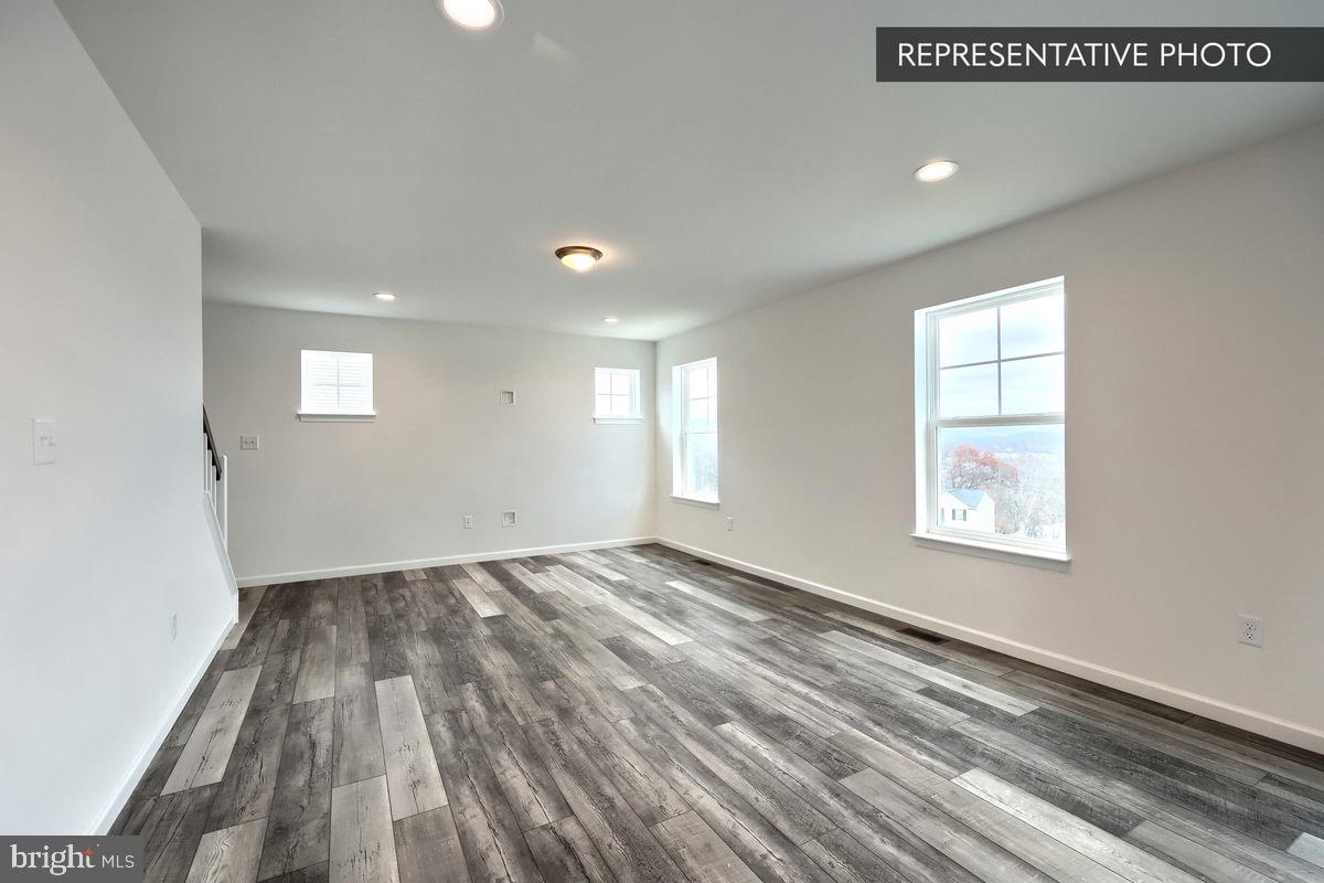 HILLS AT VALLEY VIEW - Residential