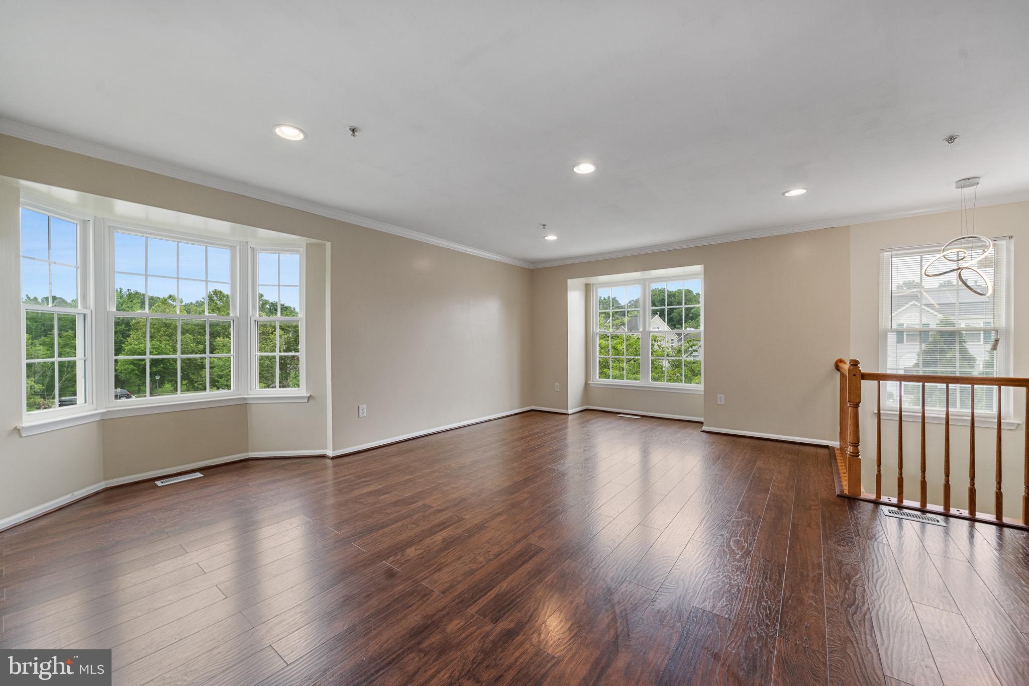 YORKSHIRE KNOLLS - Residential