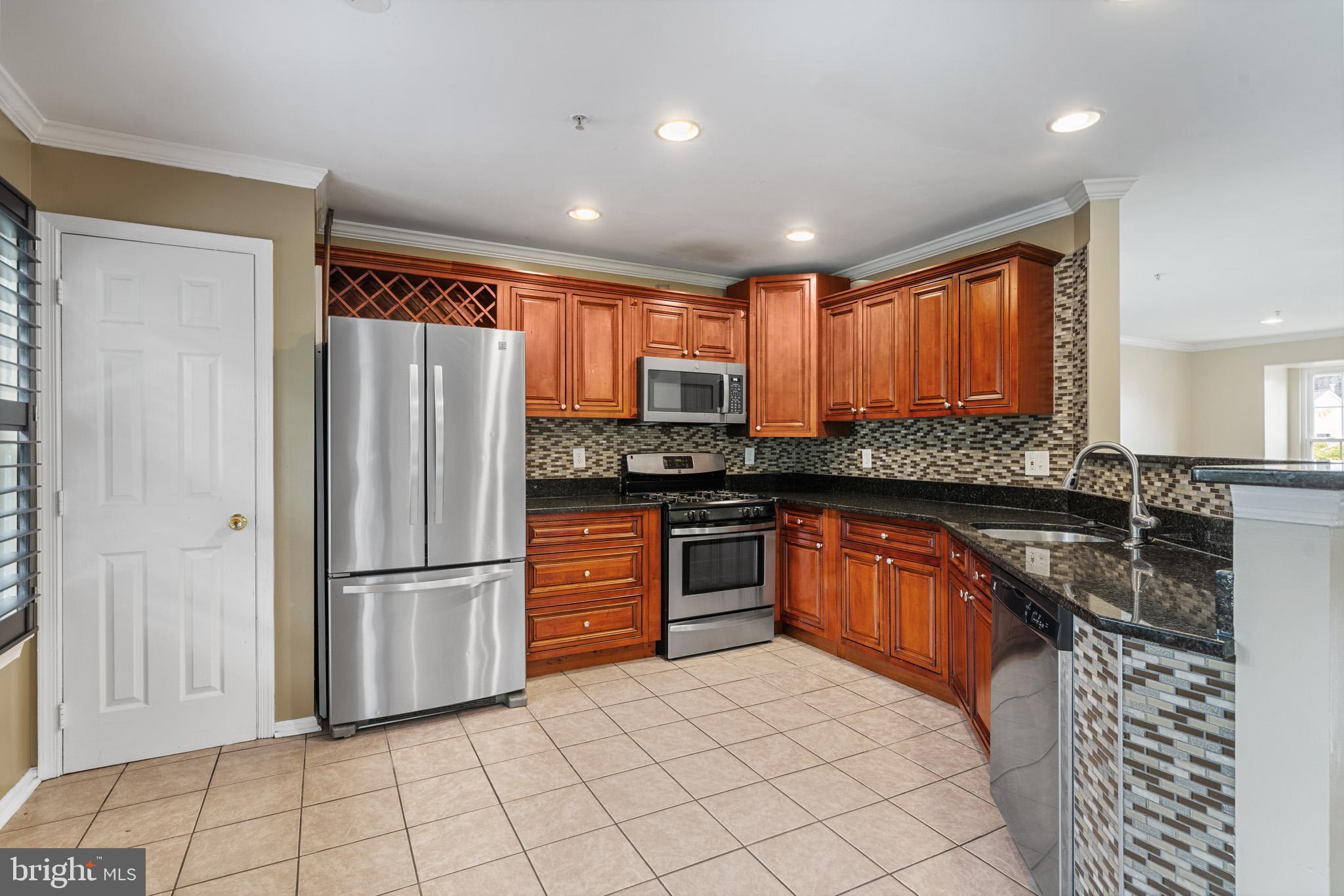 YORKSHIRE KNOLLS - Residential