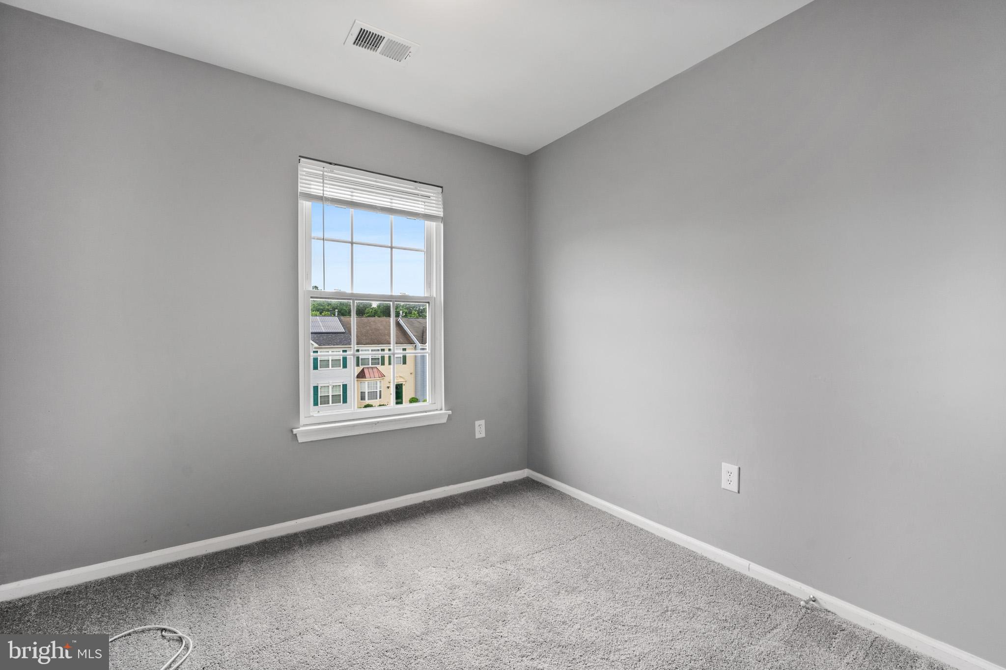 YORKSHIRE KNOLLS - Residential