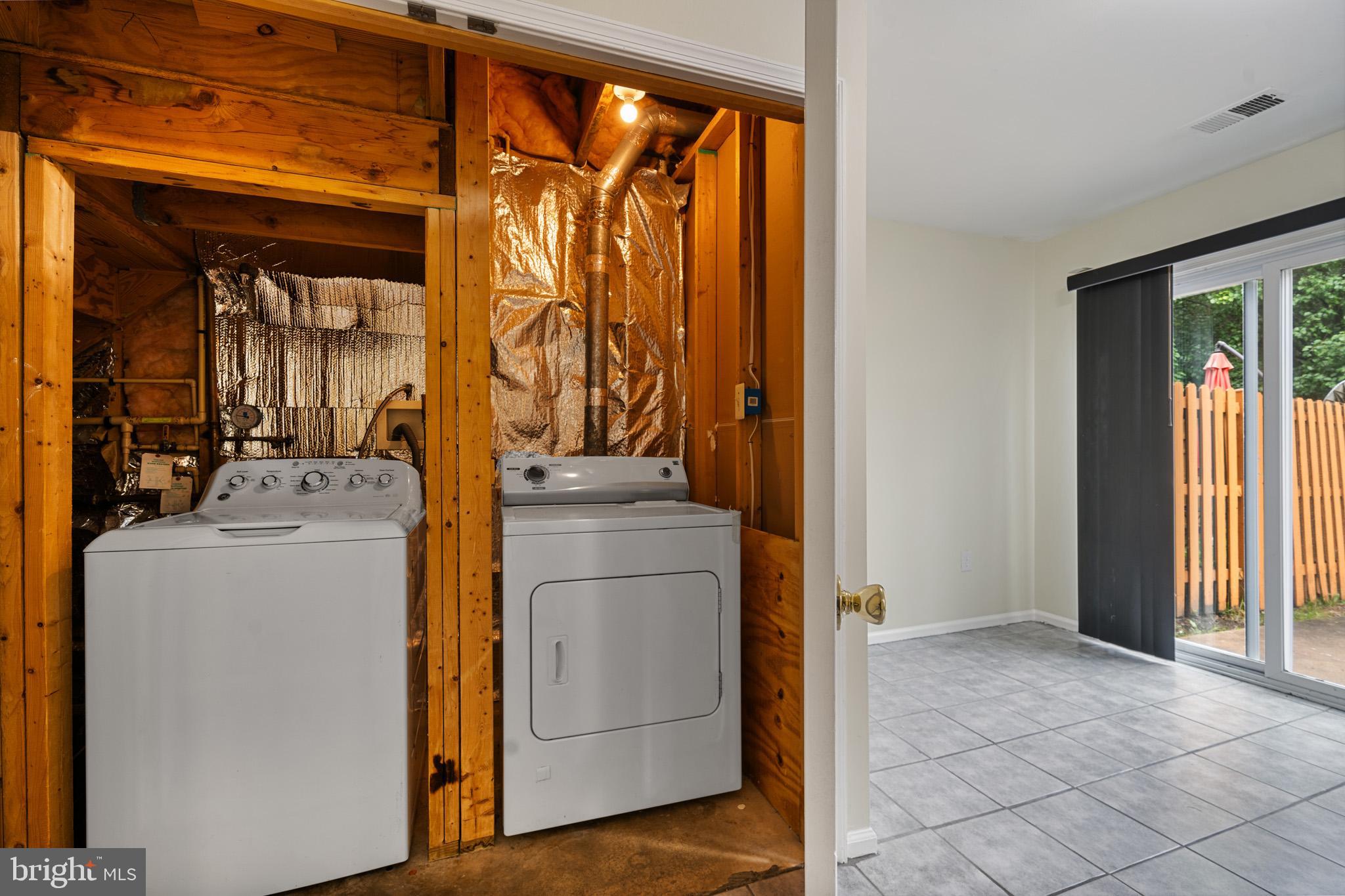 YORKSHIRE KNOLLS - Residential