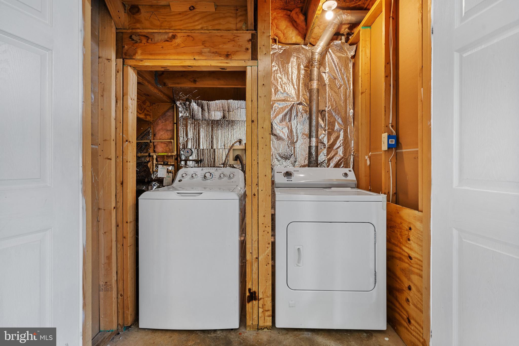 YORKSHIRE KNOLLS - Residential