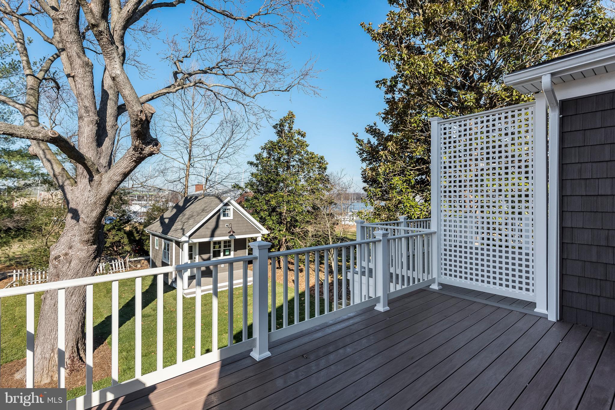 EASTPORT - Residential