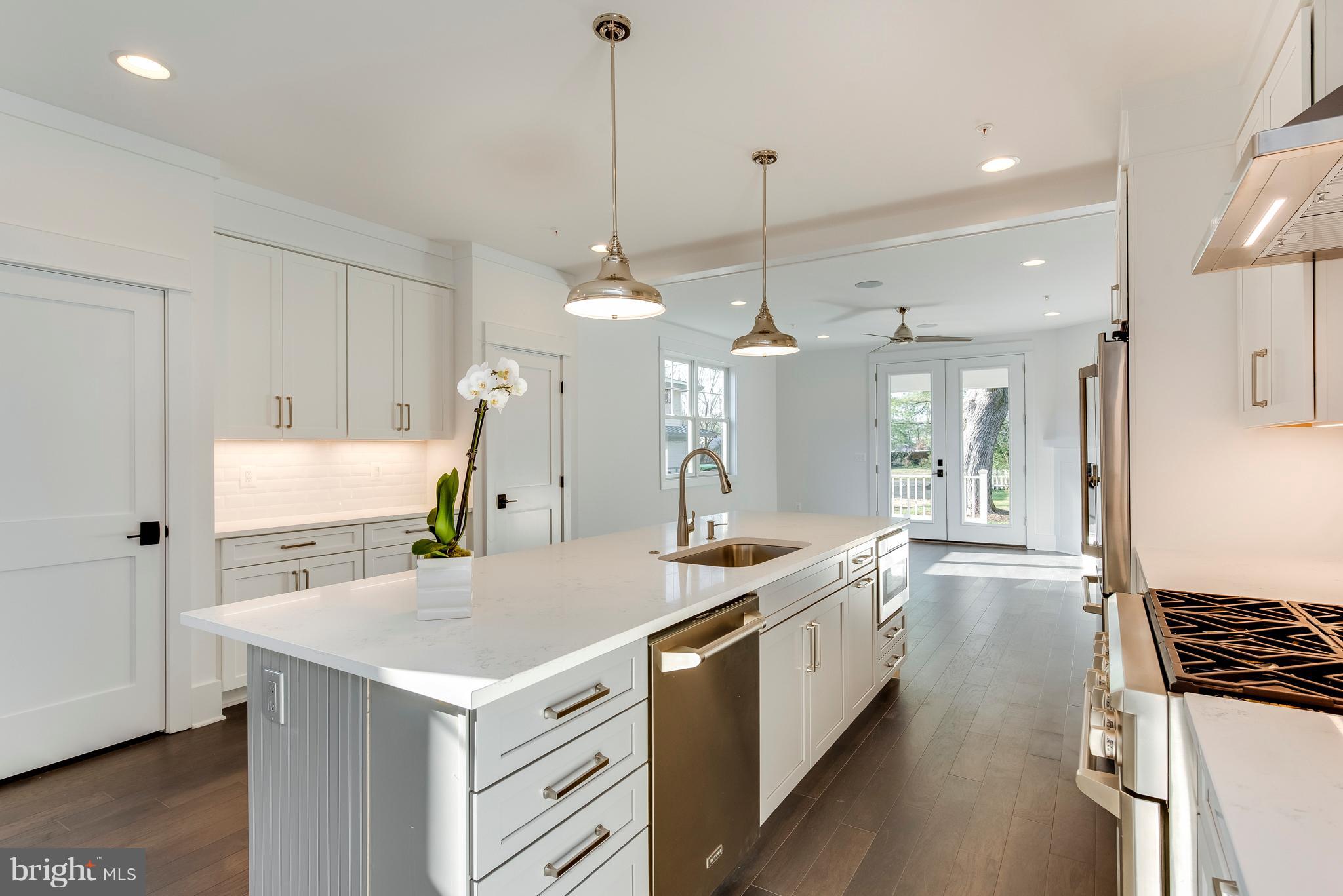 EASTPORT - Residential