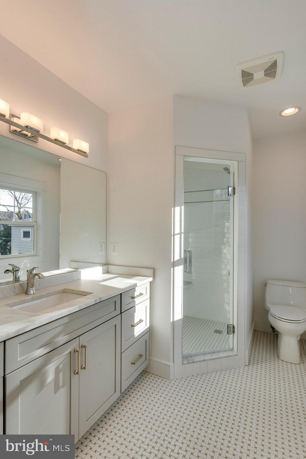 EASTPORT - Residential