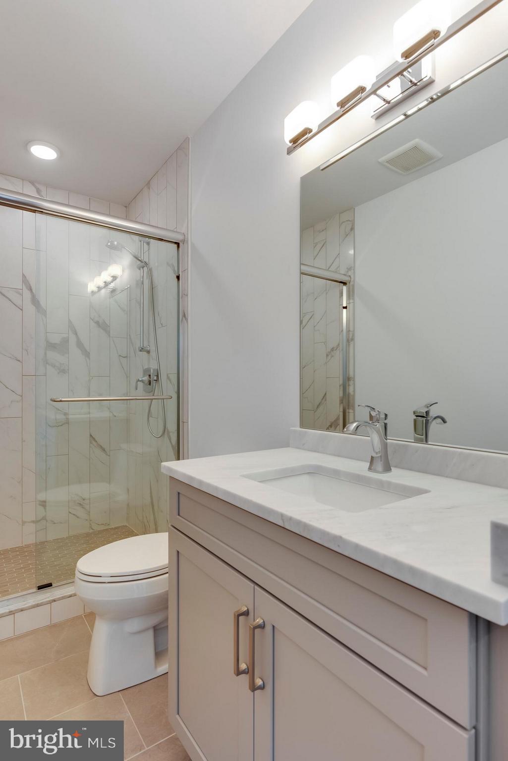 EASTPORT - Residential