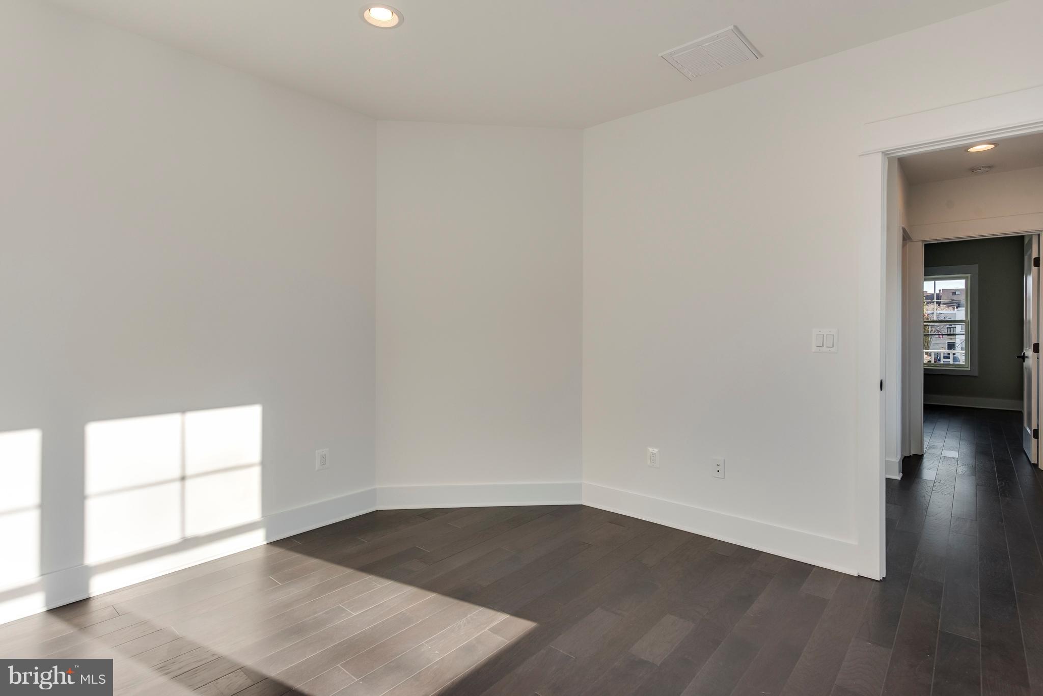 EASTPORT - Residential