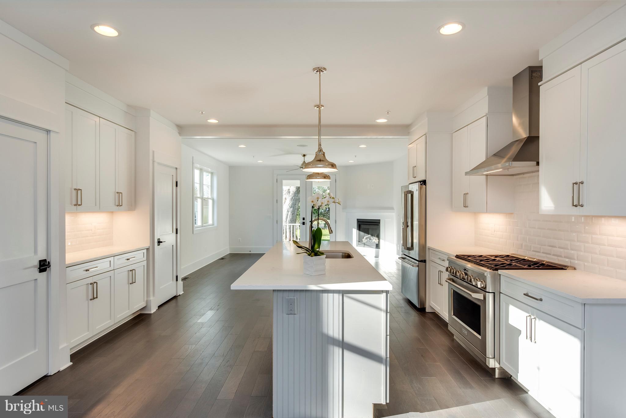 EASTPORT - Residential