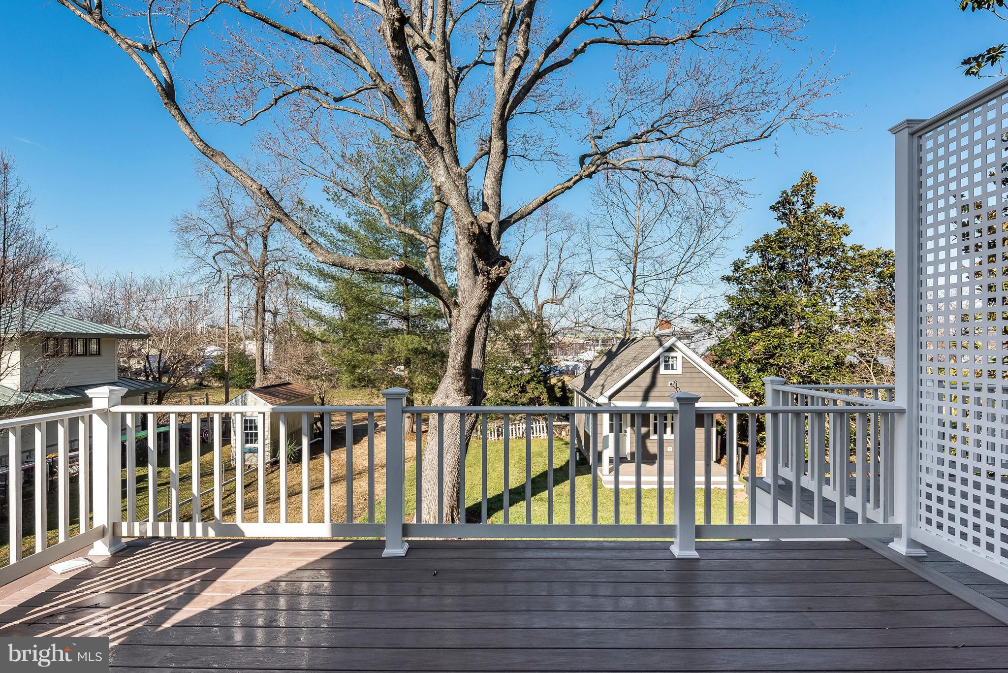 EASTPORT - Residential