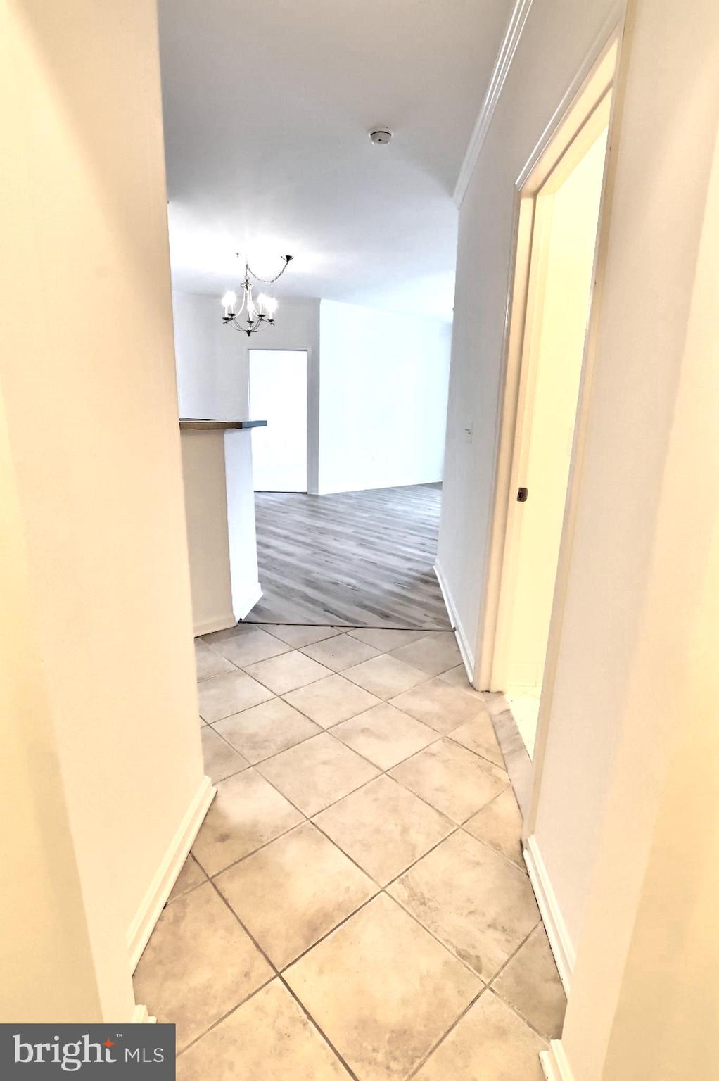 COMMONS ON POTOMAC SQUARE - Residential