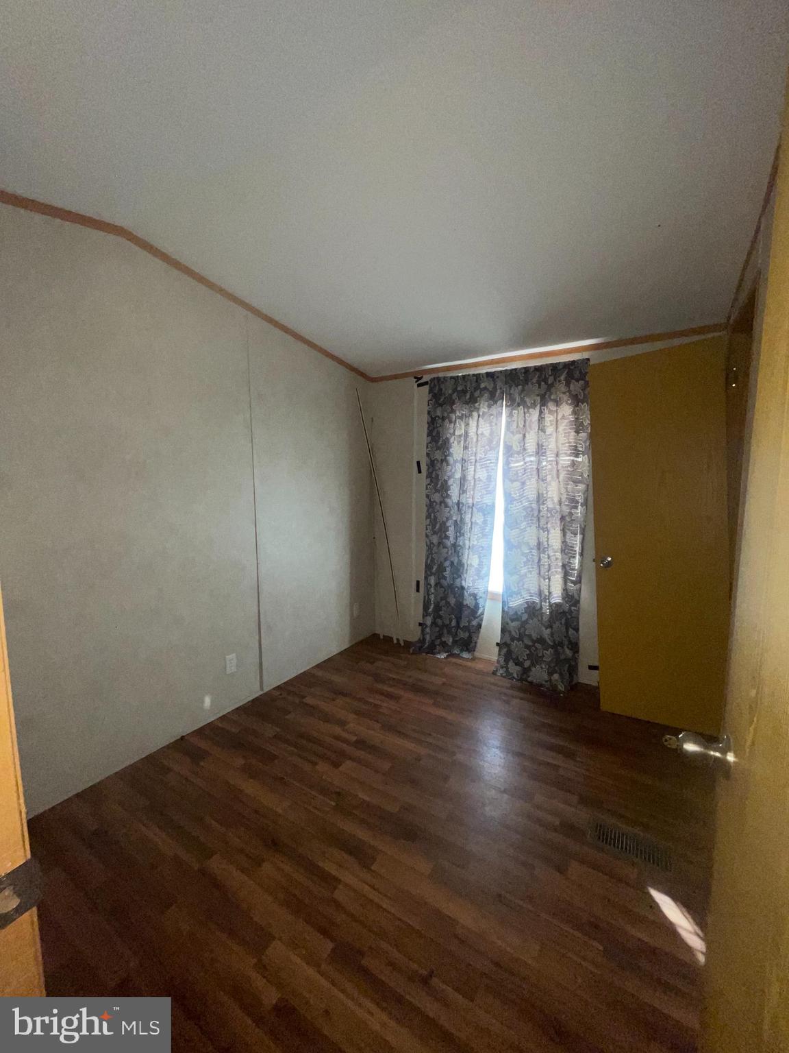 THUNDERBIRD ESTATES - Residential