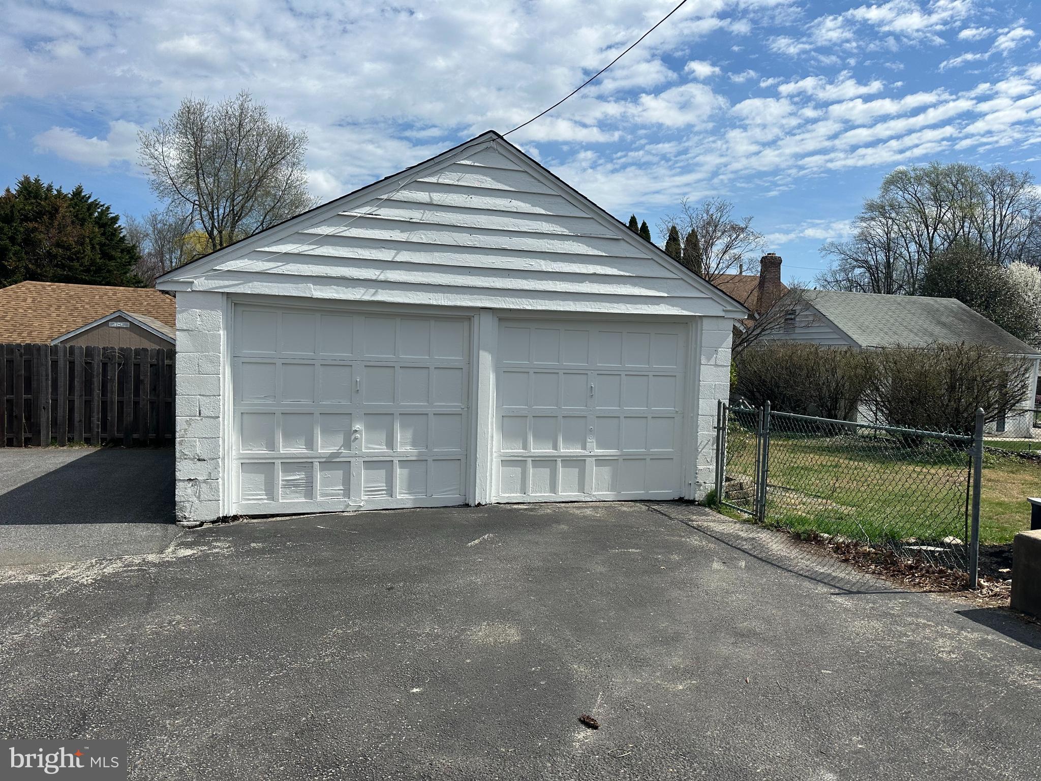 SPRINGFIELD - Residential