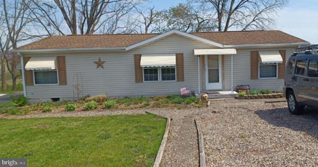 Photo of 16 Ray Drive, DENVER, PA 17517 (MLS # PALA2086406)