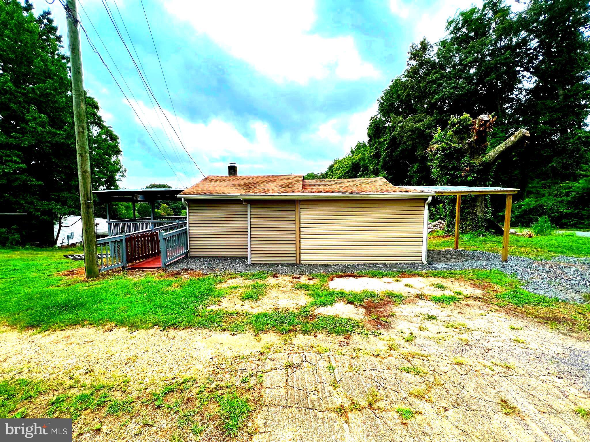 SHILOH DIST - Residential Lease