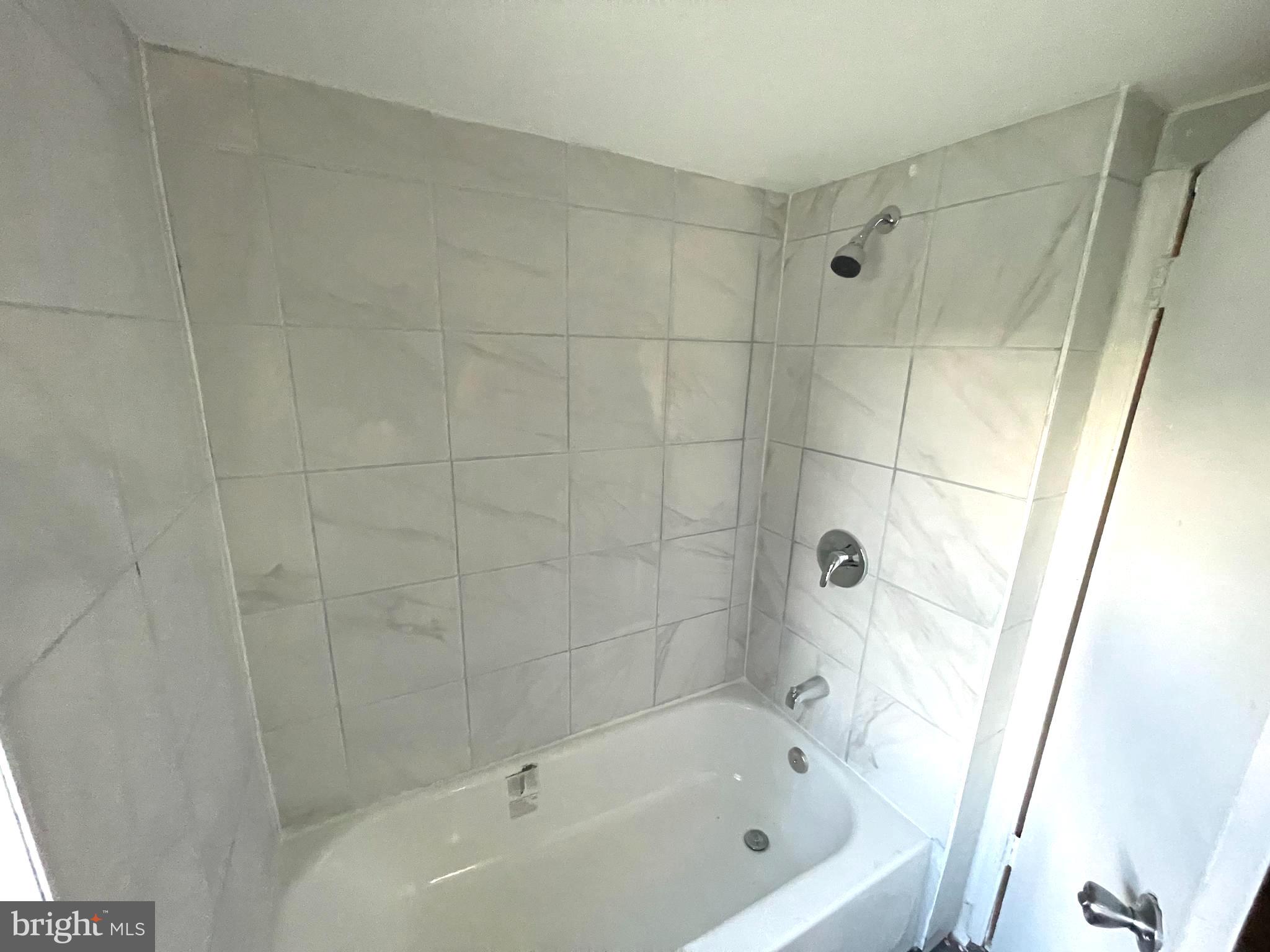 SHILOH DIST - Residential Lease