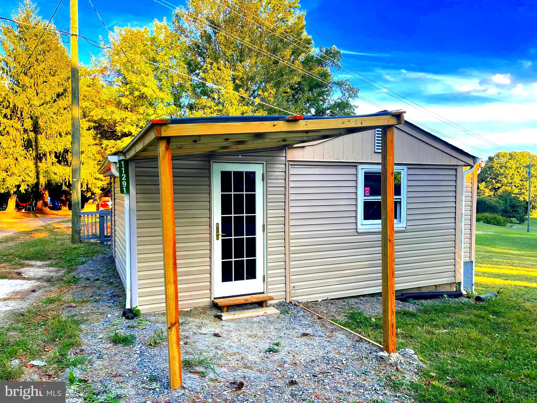 SHILOH DIST - Residential Lease