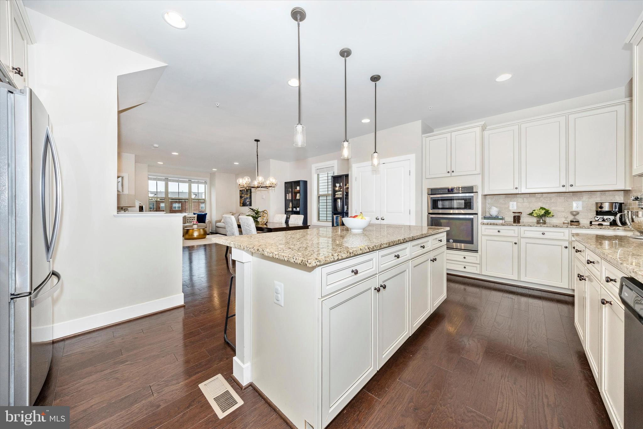 LANDSDALE - Residential