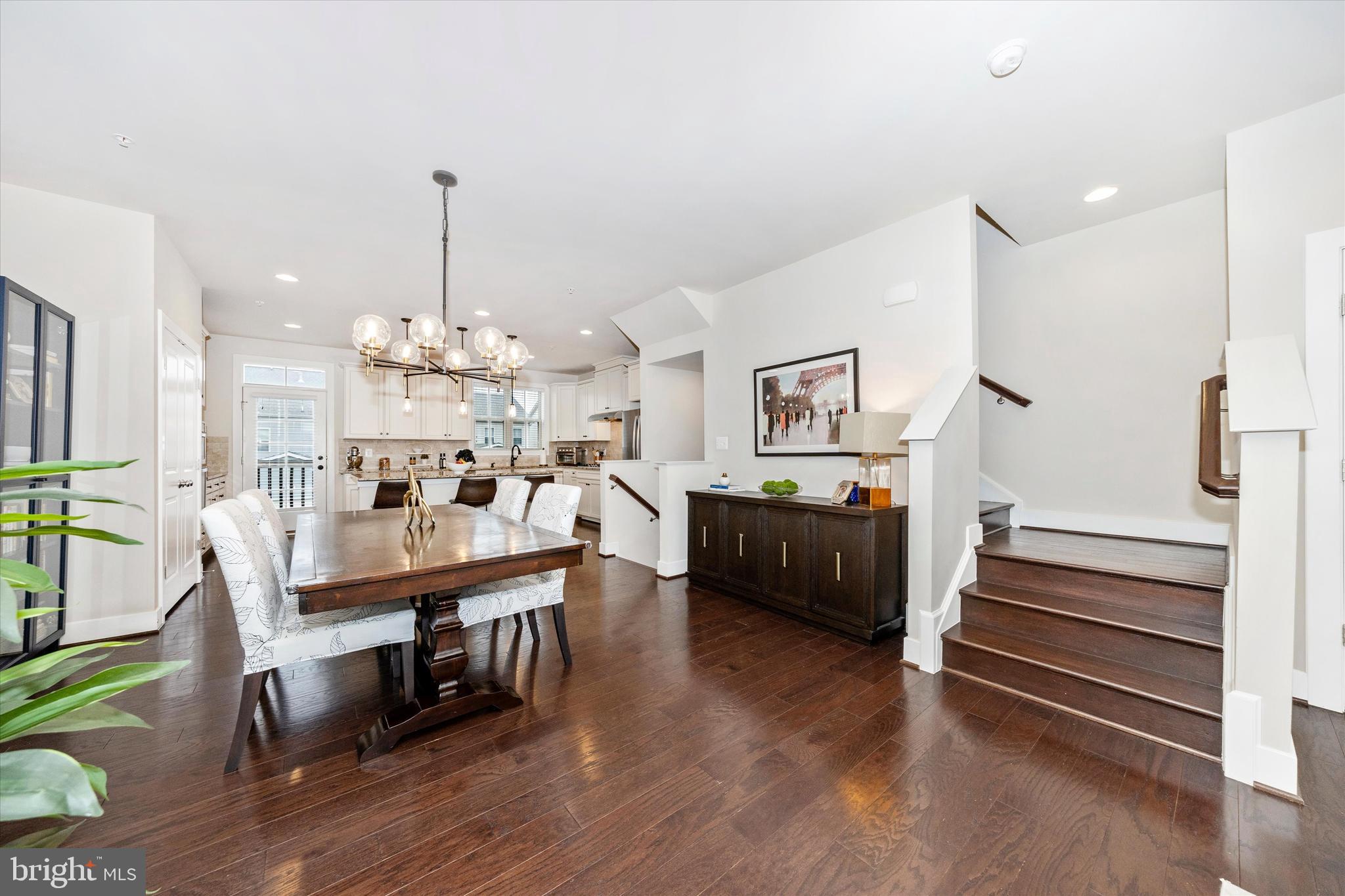 LANDSDALE - Residential