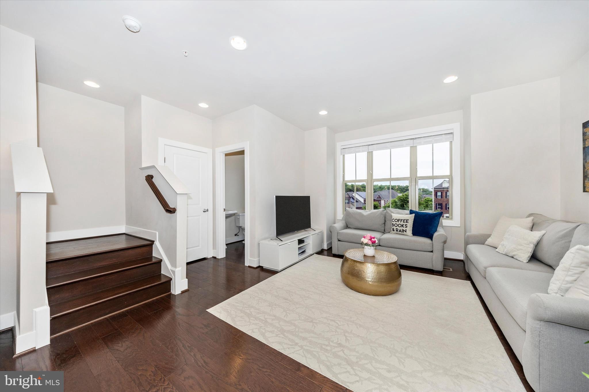 LANDSDALE - Residential
