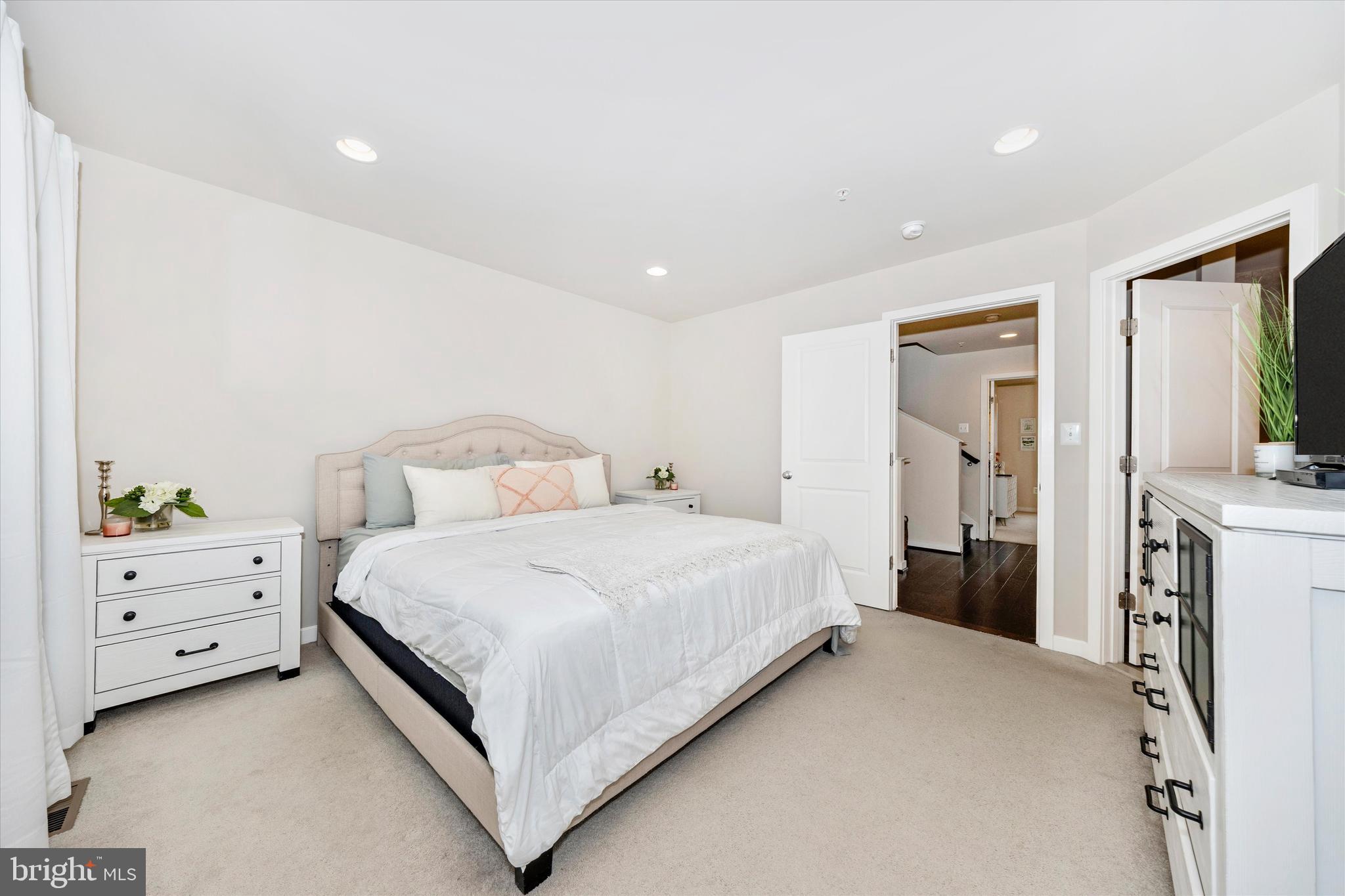 LANDSDALE - Residential