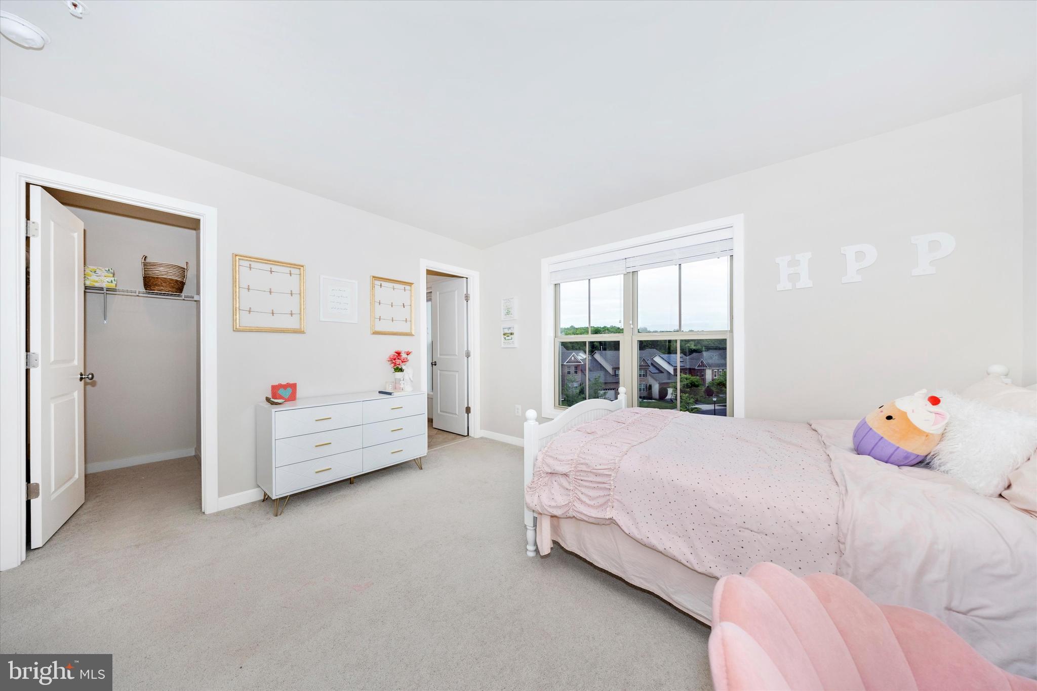 LANDSDALE - Residential