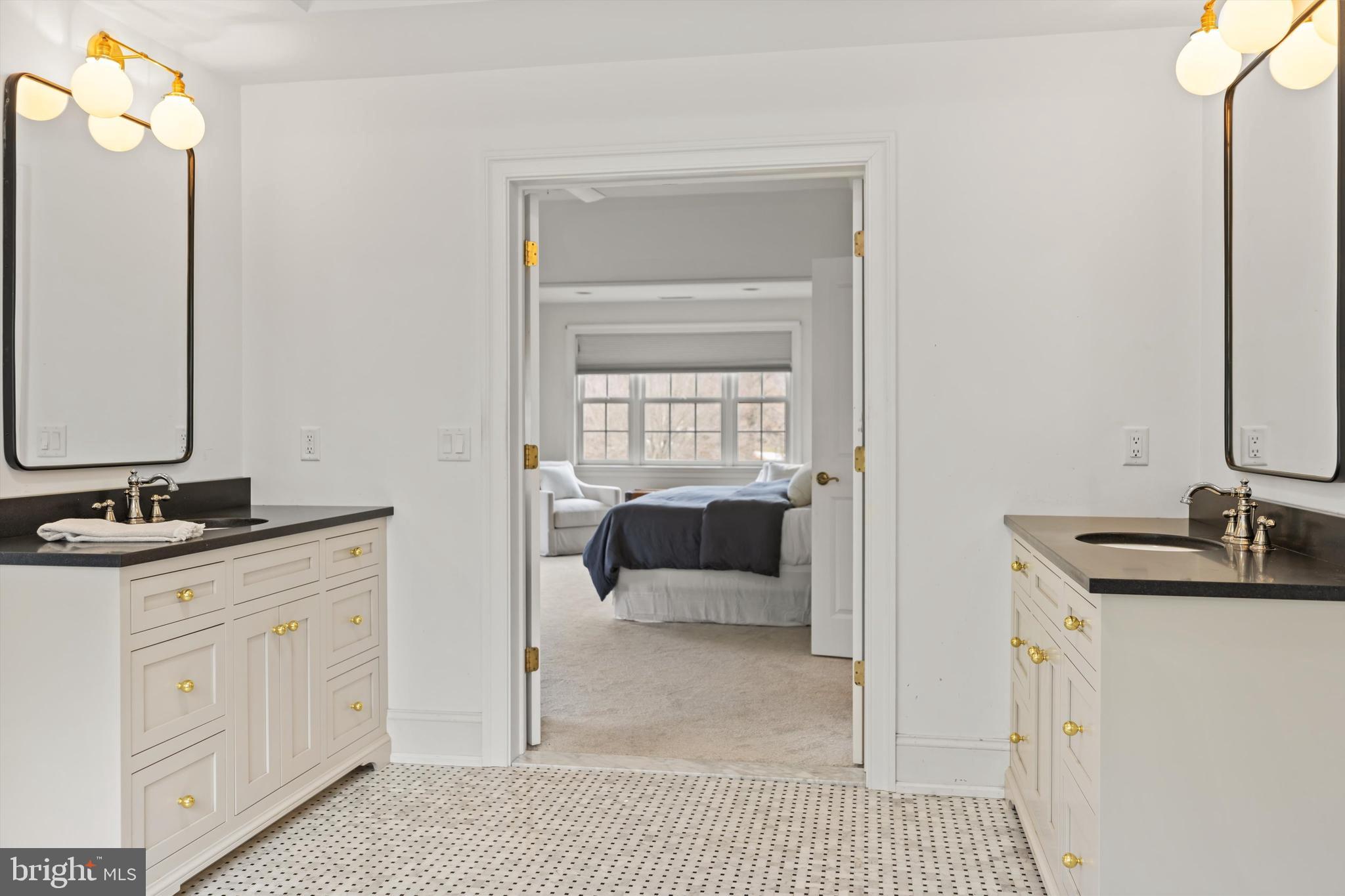 HAVERHILL - Residential