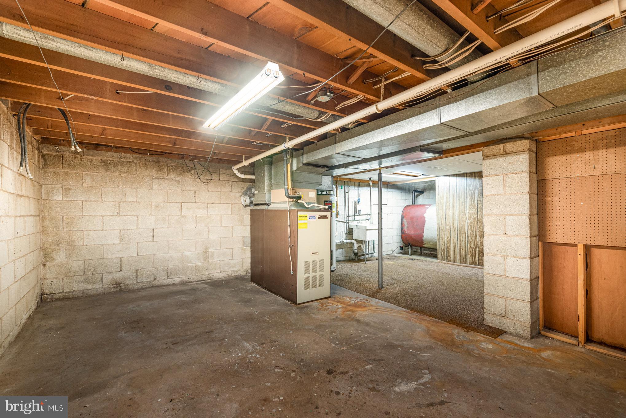 CAMP HILL BOROUGH - Residential