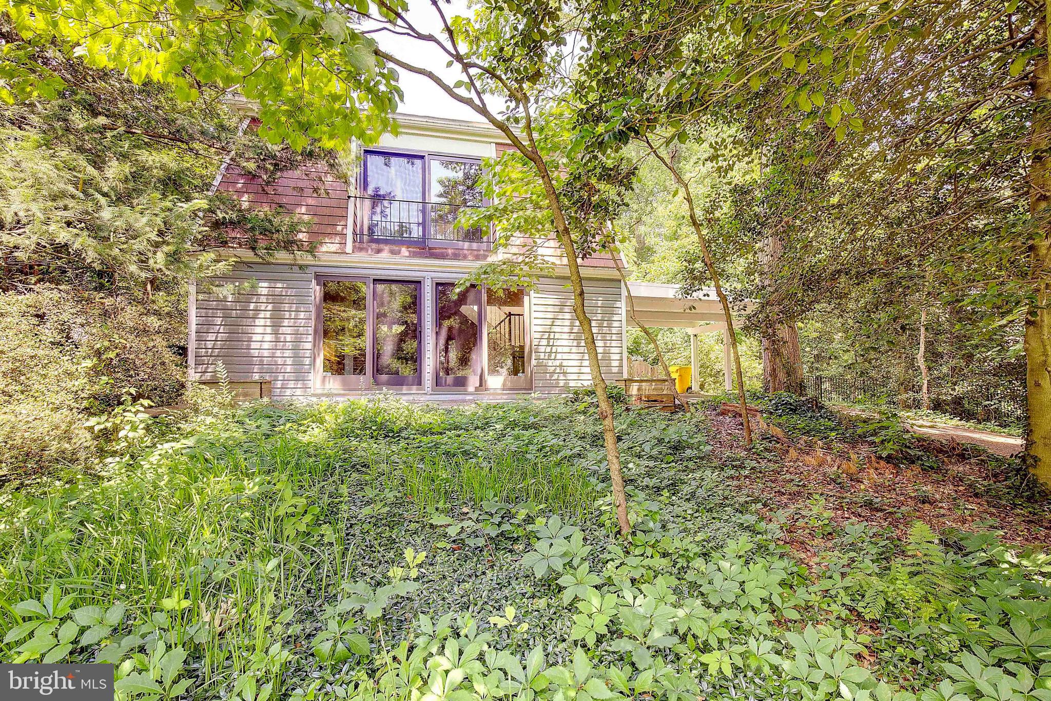 ANNAPOLIS ROADS - Residential