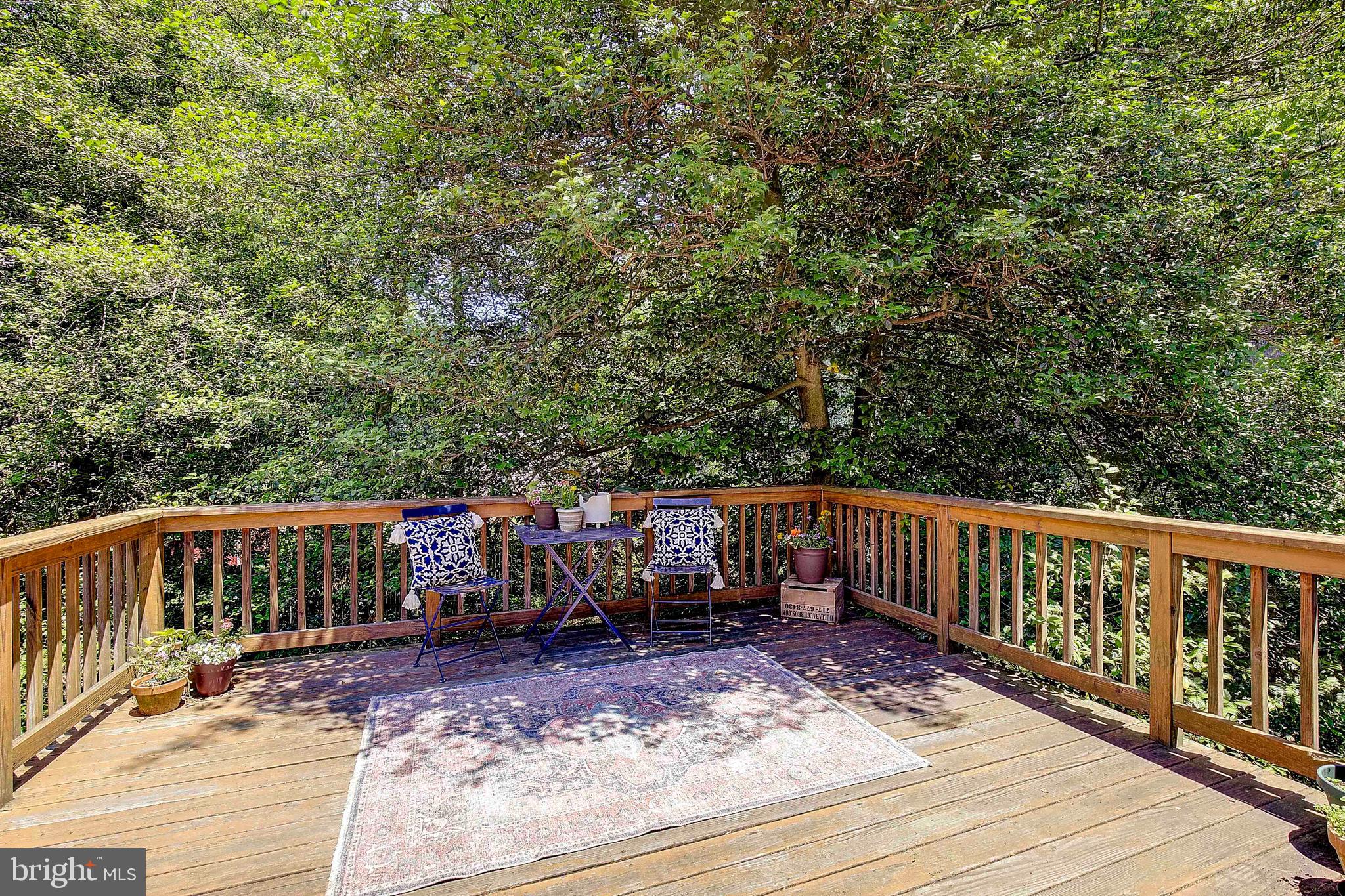 ANNAPOLIS ROADS - Residential