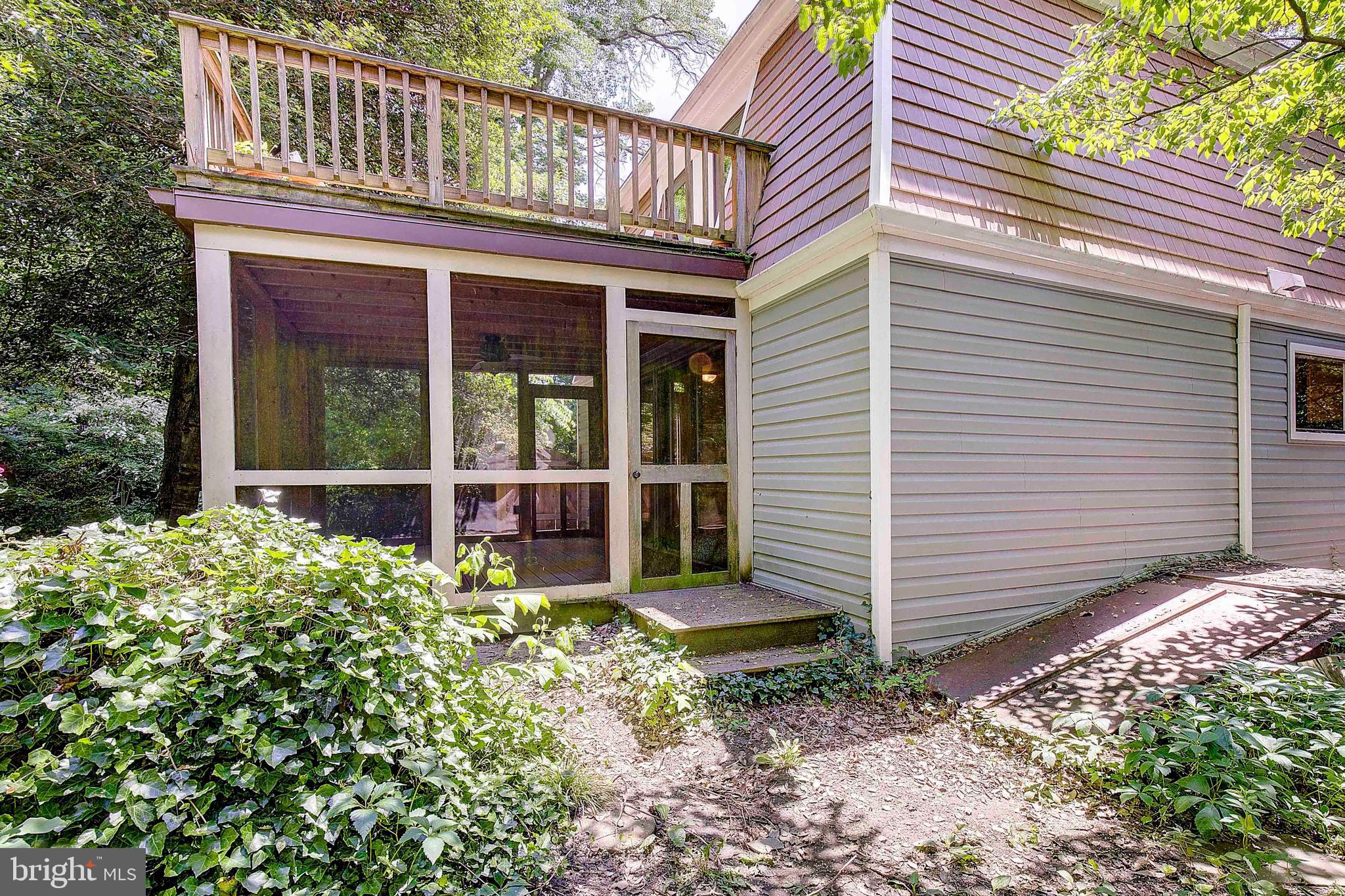 ANNAPOLIS ROADS - Residential