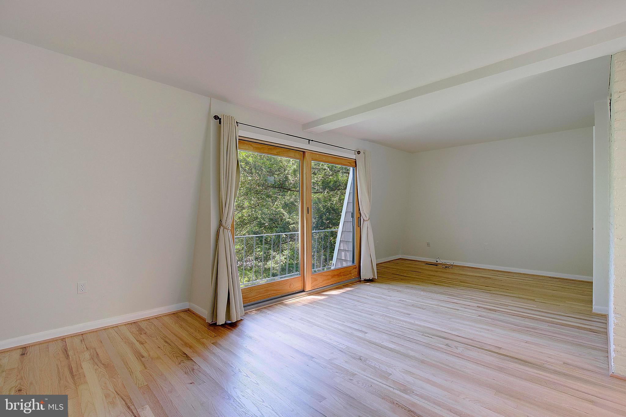 ANNAPOLIS ROADS - Residential