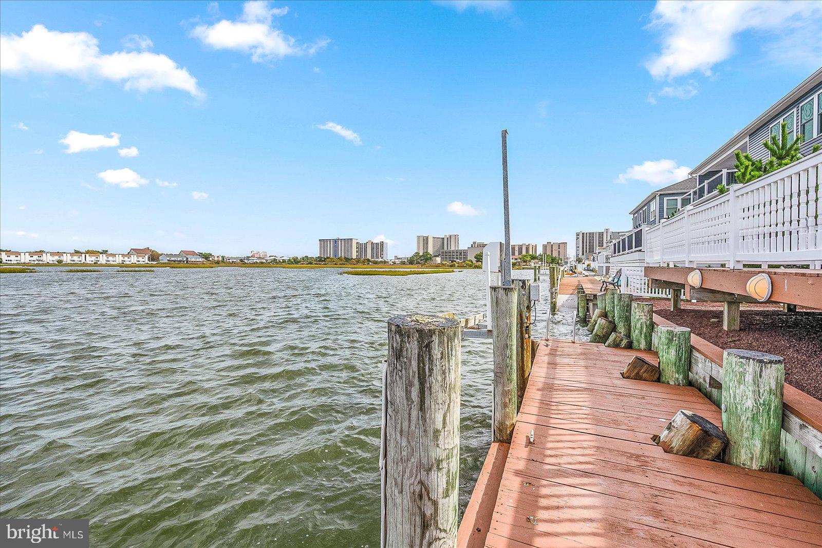 CAINE KEYS II - Residential