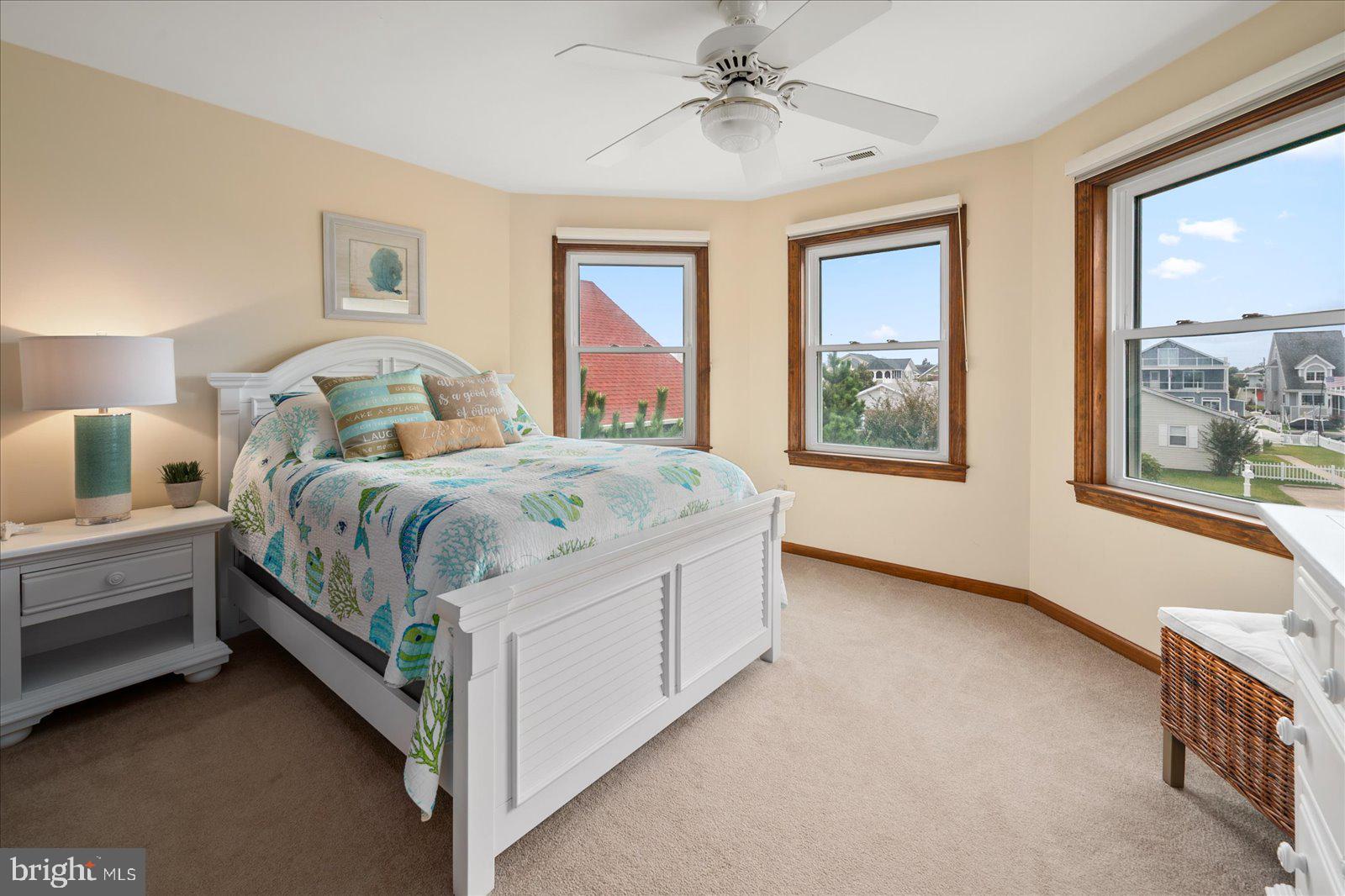 CAINE KEYS II - Residential