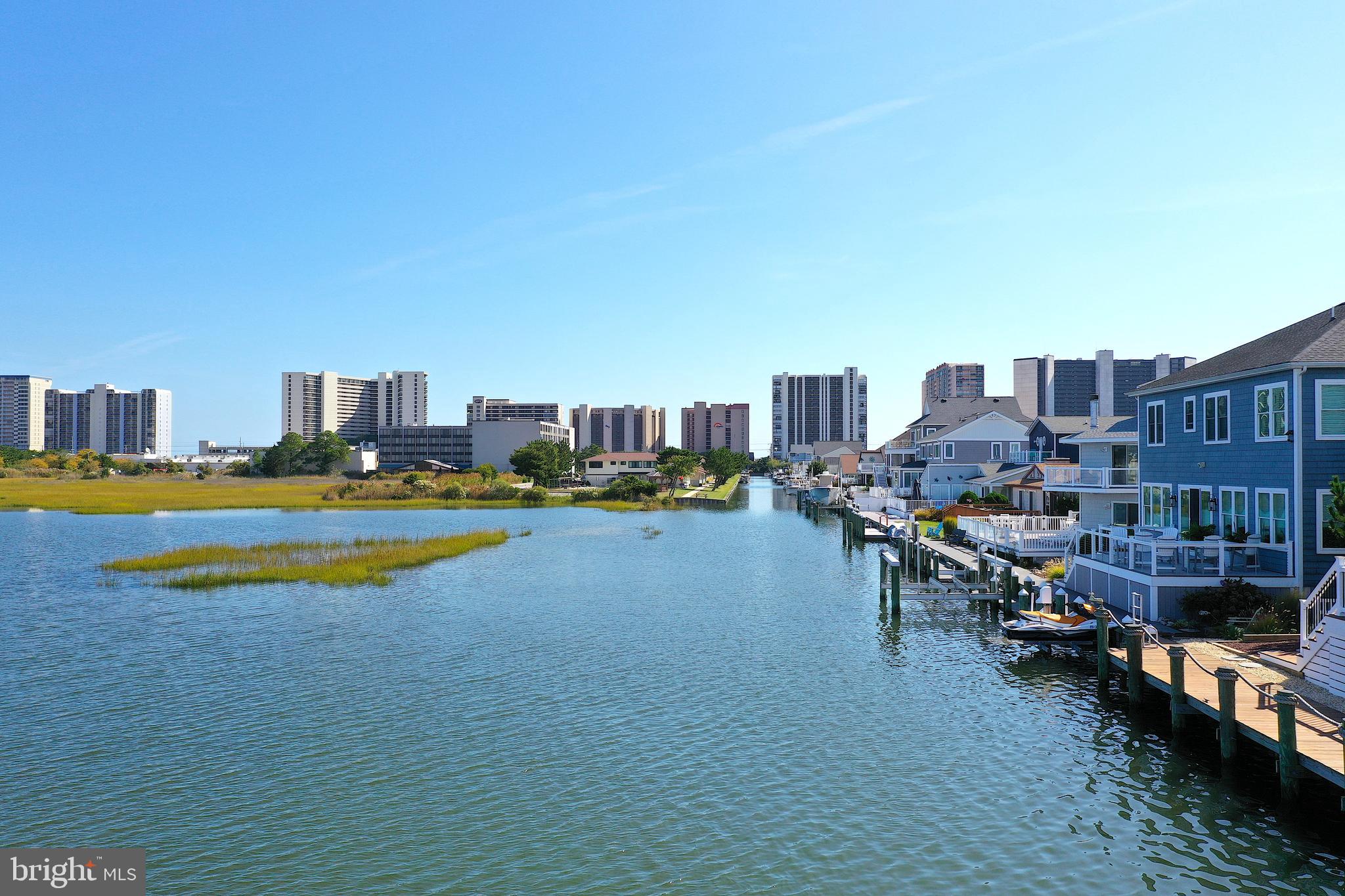 CAINE KEYS II - Residential