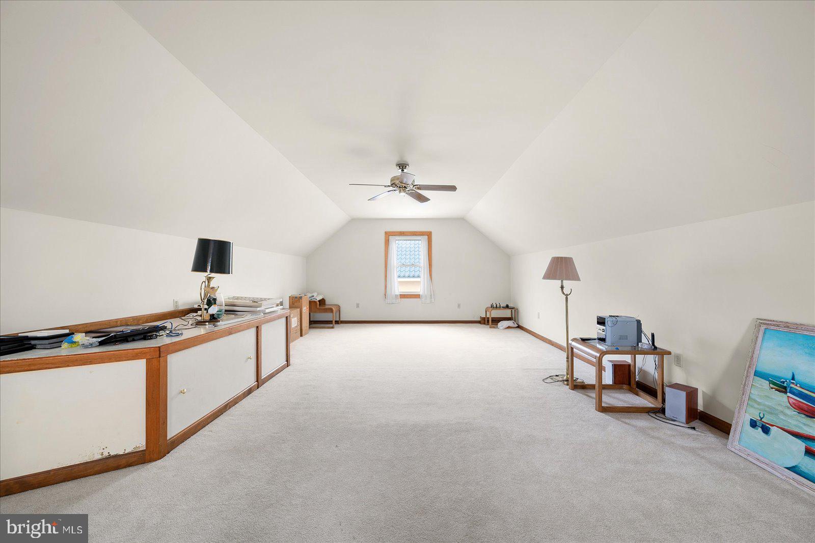 CAINE KEYS II - Residential