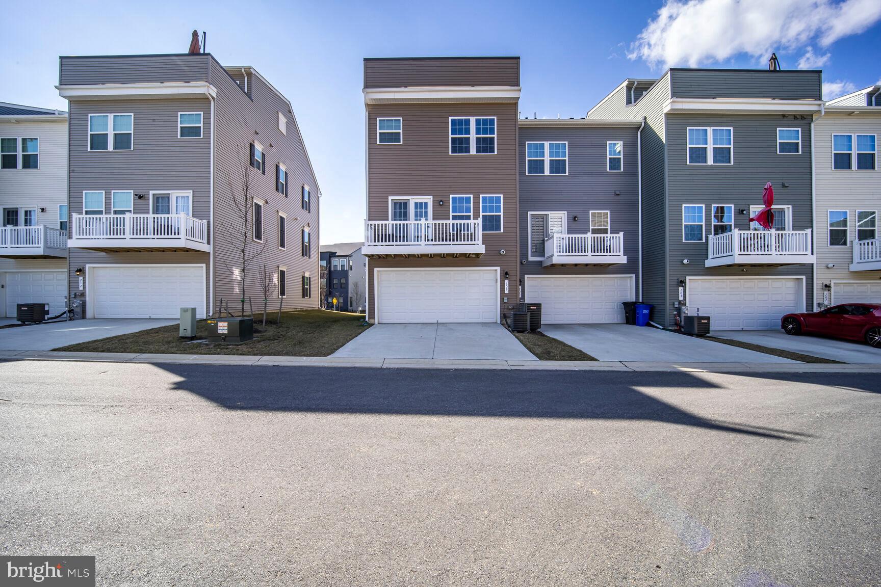 SOUTHLAKE - Residential Lease