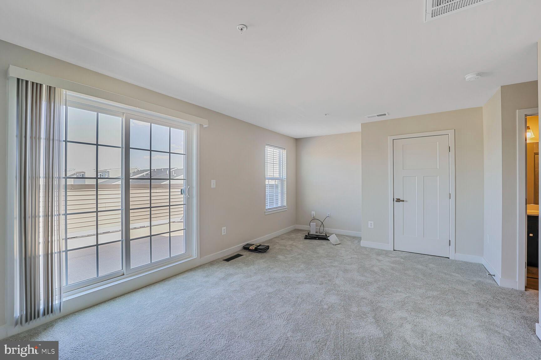 SOUTHLAKE - Residential Lease