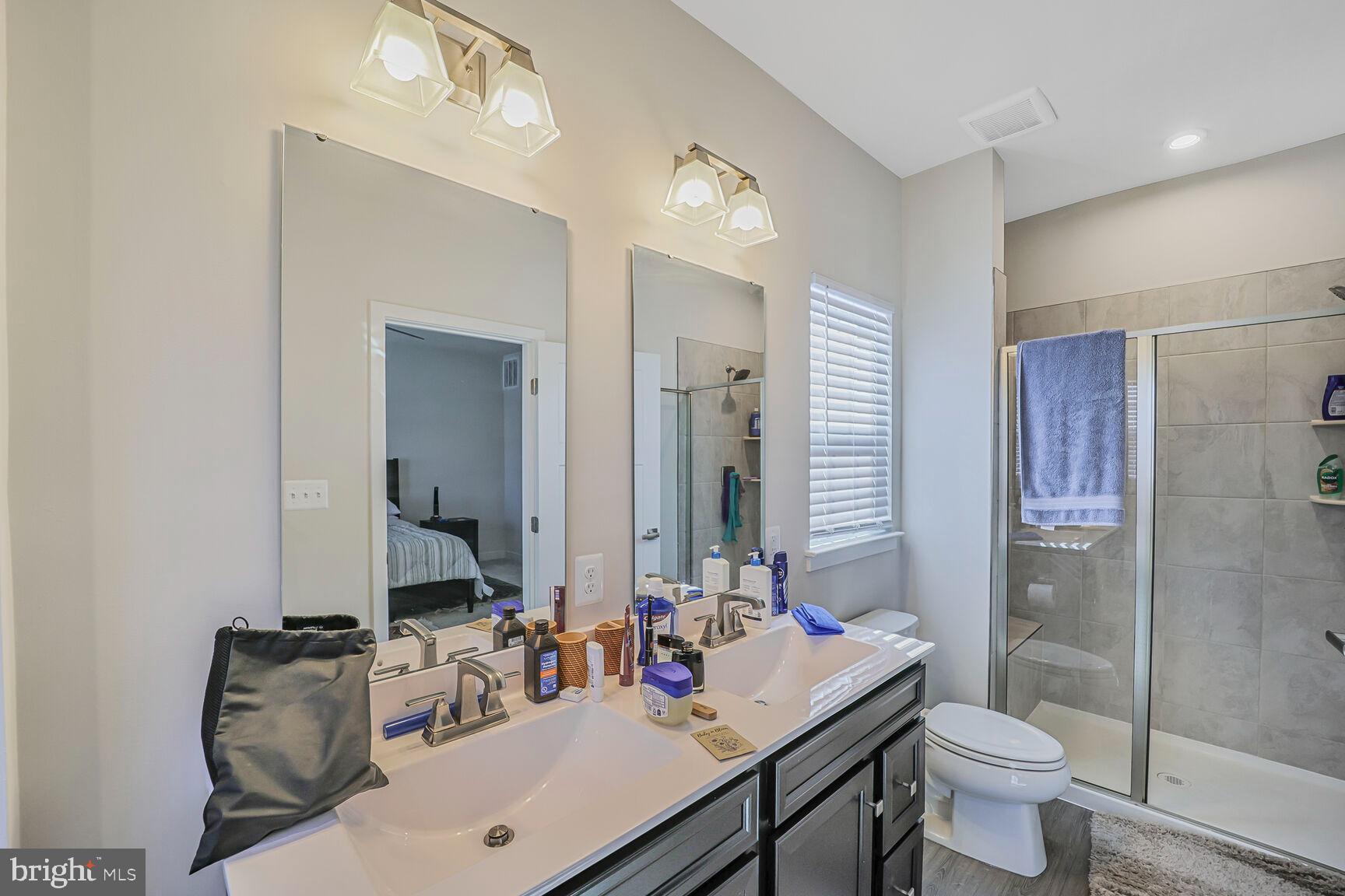 SOUTHLAKE - Residential Lease