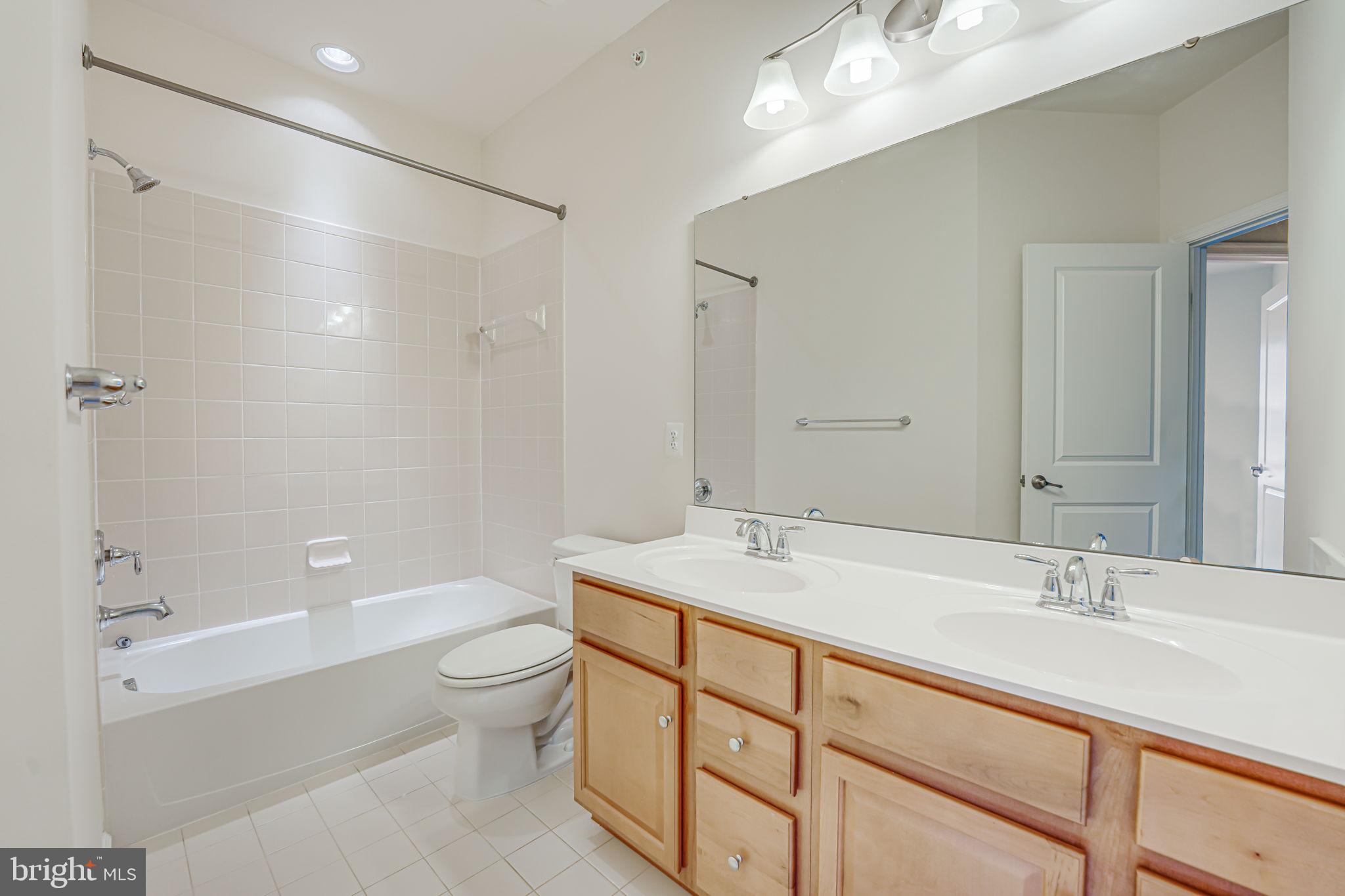 MORLEY CORNER - Residential