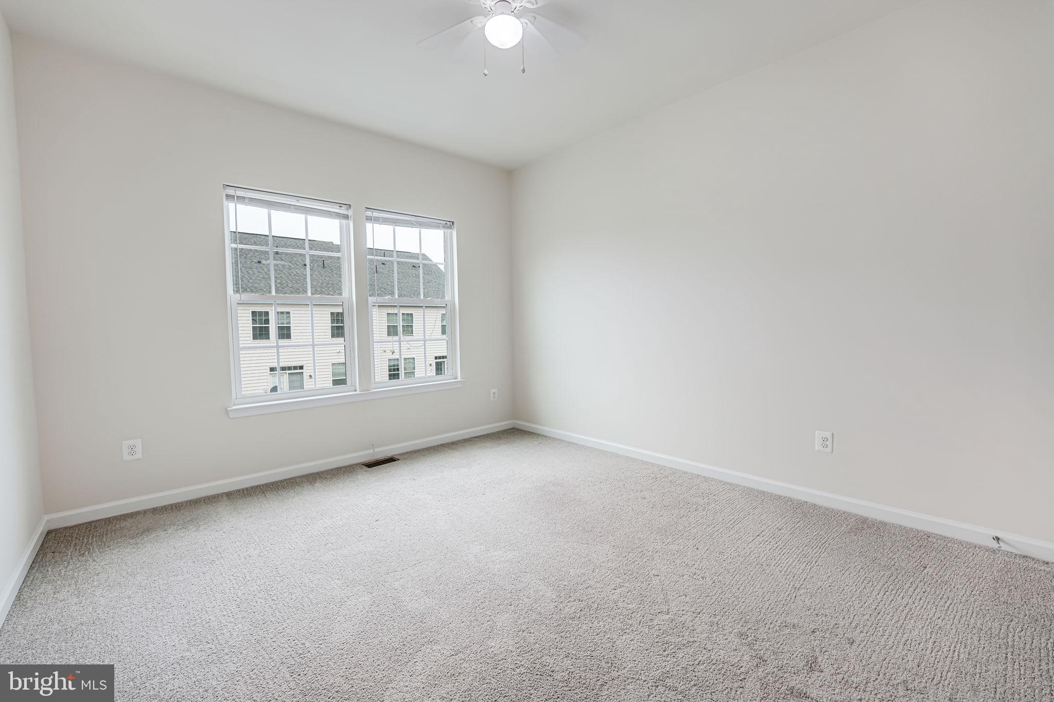 MORLEY CORNER - Residential