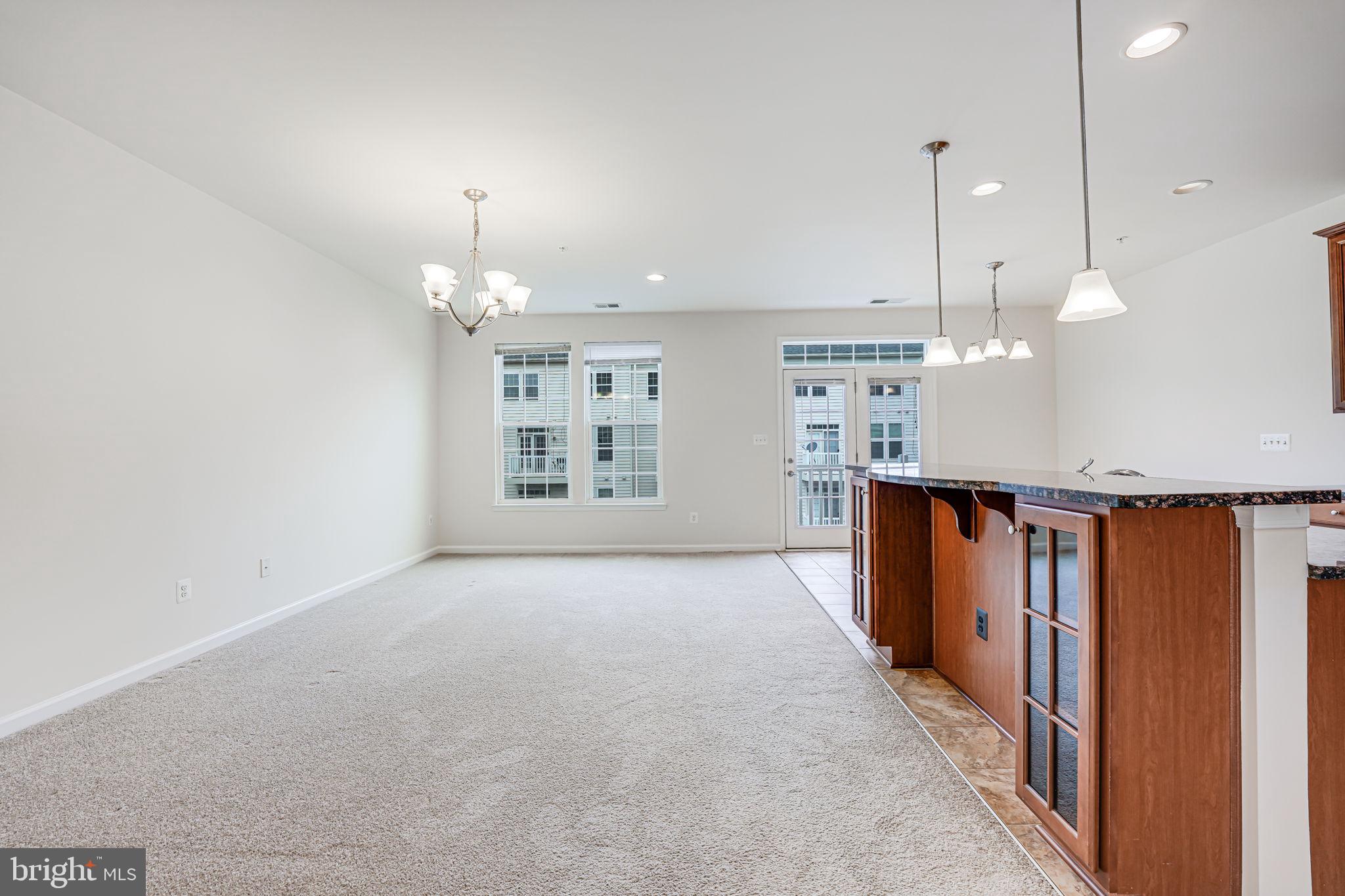 MORLEY CORNER - Residential