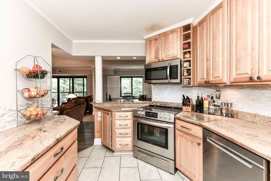 Updated, beautifully maintained 3-bedroom, 2-bath condo in the heart of Alexandria.* This stunning home features a neutral color palette throughout, providing a bright and airy atmosphere that is both warm and inviting.* The open and inviting floor plan is filled with natural light, highlighting the spacious living and dining areas.* The updated kitchen boasts modern stainless steel appliances, ample cabinetry, and gorgeous updated countertops, ideal for any home chef.* Each of the three bedrooms offers generous space and comfort, with the primary suite featuring an ensuite bath for added convenience and privacy.* Enjoy the convenience of in-unit laundry, ample storage, and a private balcony, perfect for relaxing and enjoying the view.* Located in a desirable Alexandria community, Watergate at Landmark Amenities include indoor/outdoor pool, fitness center, tennis, shuttle to metro and much more!* Just minutes to shopping, dining, and public transportation, making it easy to explore everything the Alexandria area has to offer.*